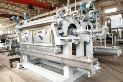 MTG系列雙滾筒刮板干燥機-生產(chǎn)現(xiàn)場